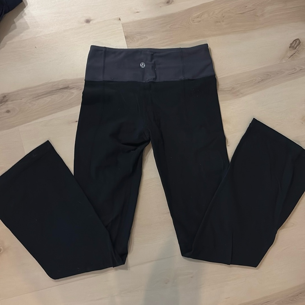 Lululemon high waisted flare leg pant (size 4)